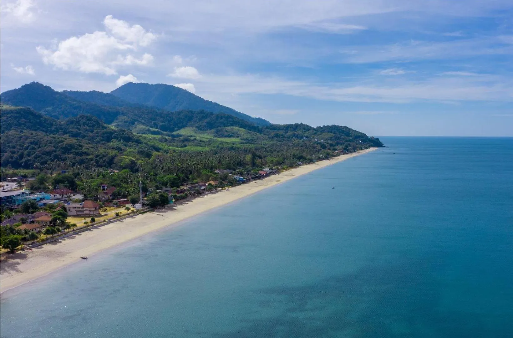 Beachfront! 2 Bedroom Apartment A3 - 110 Sqm Koh Lanta
