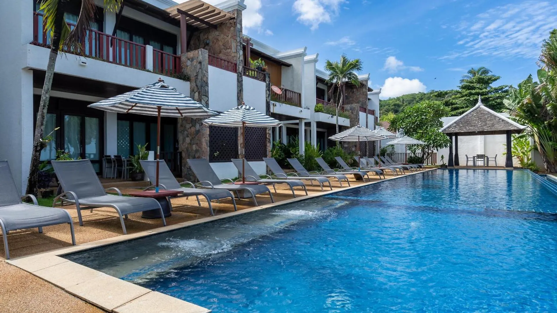 Beachfront! 2 Bedroom Apartment A3 - 110 Sqm Koh Lanta Thailand
